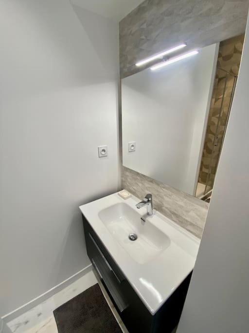 Superbe Appartement Hyper Centre 4 Personnes Valence  Extérieur photo